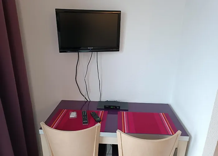 Proche Gare Avec Parking דירה *