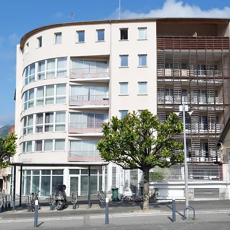 Apartment Proche Gare Avec Parking Lourdes